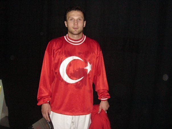 Yavuz KARAMOLLAOĞLU Kimdir?